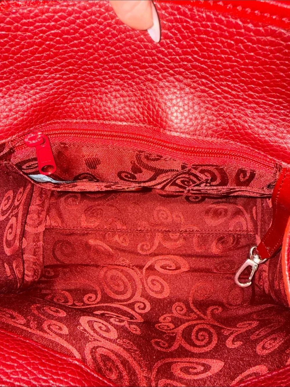 N/A stylish red